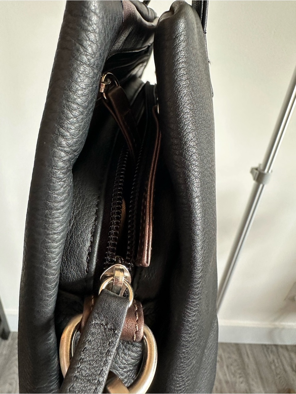 Black Leather Tote with Branded Beige Lining - Picture 11 of 12